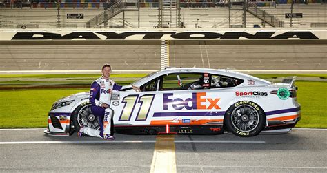 denny hamlin daytona 500.